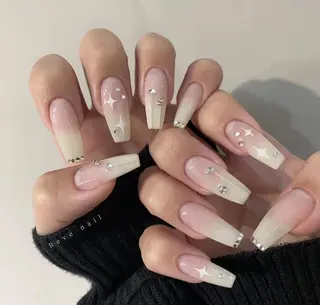 ネイル (∩_∩)ミモ🧸E yelash&ネイルのマツエク・マツパデザイン