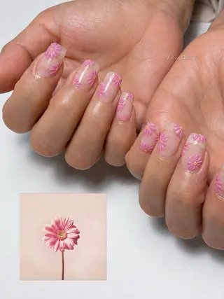 ネイル 🦋🤍 madoka🤍のネイルデザイン