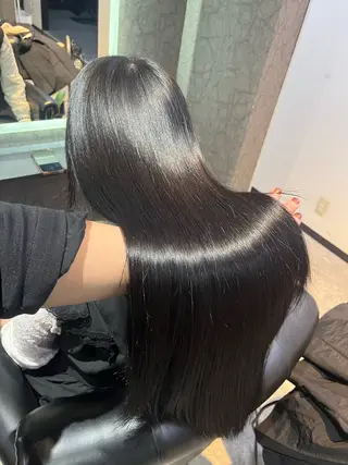 ロング ケアブリーチ&シール エクステの店和田翔莉のヘアスタイル