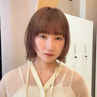 ショート カラー 顔まわり🥨レイヤー /透明感/水口舞奈のヘアスタイル