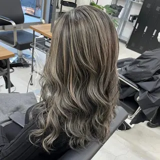 ロング 江坂エリア最安値◎ ブリーチ*土田のヘアスタイル