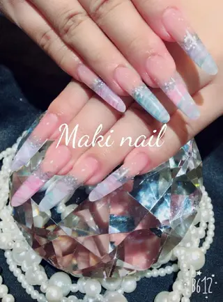 ネイル ロング ・:*+.✳︎˚✧₊ MAKI NAILのネイルデザイン