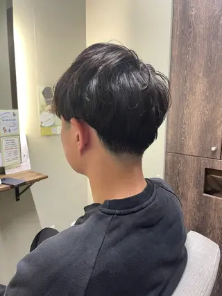 ショート パーマ 髪質改善/艶カラー/ 縮毛矯正🫟ダイキのヘアスタイル
