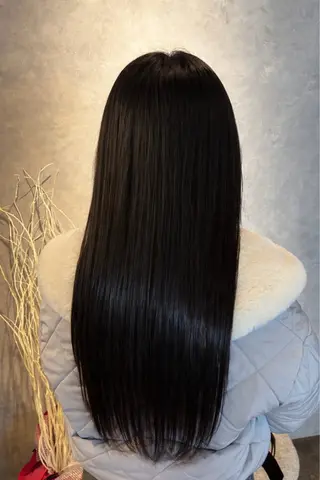 ロング 山本 悠理のヘアスタイル