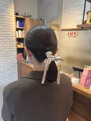 ミディアム ヘアアレンジ red neo あいりのヘアスタイル