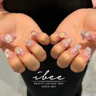 ネイル ibee nail 🤍yumiのネイルデザイン