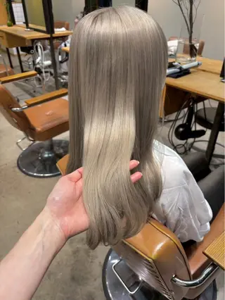 ロング 寒色❄️透明感カラー /レイヤーカット🪽のヘアスタイル