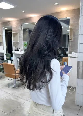 ロング レイヤー/艶髪カラー 森本くるみのヘアスタイル
