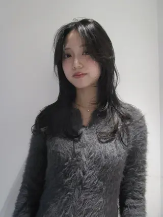 セミロング カラー yu maのヘアスタイル