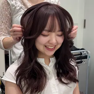ロング 盛れる透明感カラー momokaのヘアスタイル