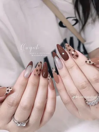 ネイル Dyo Nail_Royalのネイルデザイン