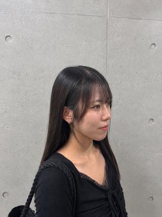 ロング オオエ トア/カットモデルのヘアスタイル