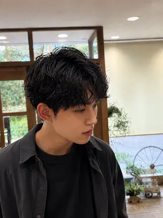 ショート メンズ 井手口 沙樹のヘアスタイル