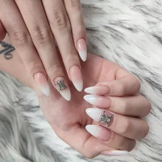ネイル RUNWAY 　　のネイルデザイン