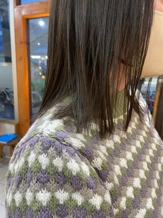 ミディアム カラー 金子 歩実のヘアスタイル