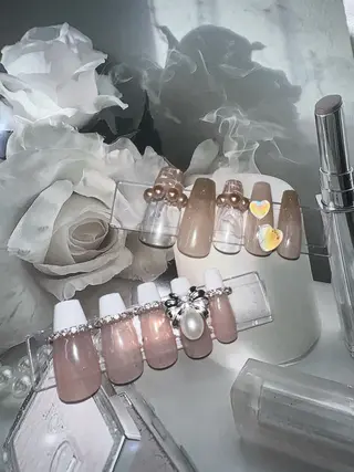ネイル sara : salon ELVIのネイルデザイン