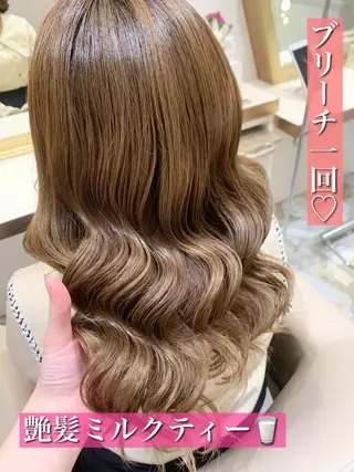 ロング 愛されハイトーン 🍓YURINAのヘアスタイル