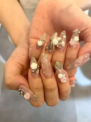 ネイル 佐藤 輝桜理のネイルデザイン