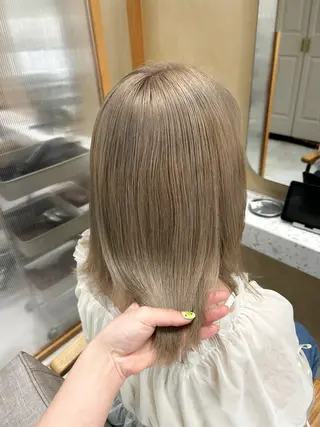 ミディアム カラー 🫧艶髪ボブ🫧 チカのヘアスタイル