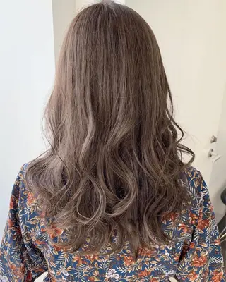 ミディアム カラー 春日部 西口徒歩5分 寒色カラー 日和佐のヘアスタイル