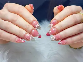 ネイル AURA NAIL 上前津のネイルデザイン