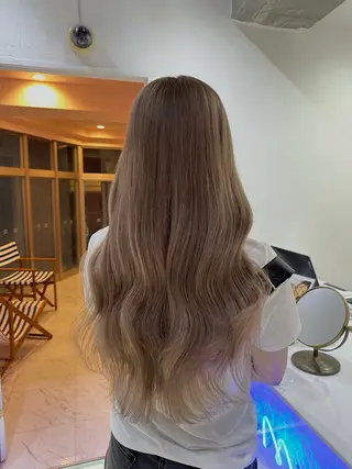 ロング カラー モテ艶🪄ベージュ カラー🧸RUKAのヘアスタイル