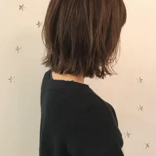 ミディアム カラー 市川 千夏のヘアスタイル