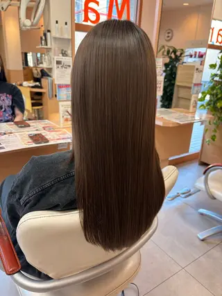 ロング 草野 まこのヘアスタイル