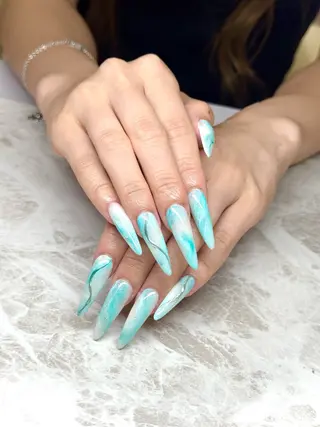 ネイル LUCAS 千葉 AOI💅🏾💕のネイルデザイン