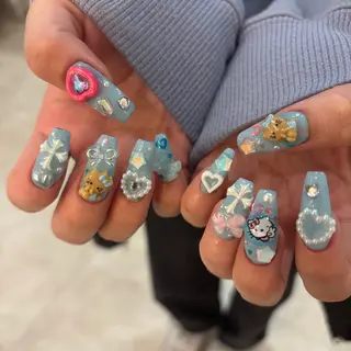 ネイル 栗田 ゆう子のネイルデザイン
