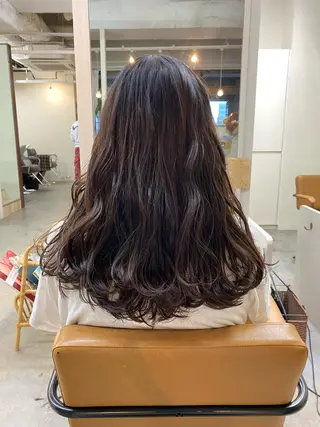 ロング クドウ タイキのヘアスタイル