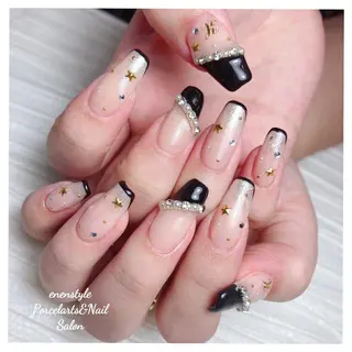 ミディアム ネイル 🐾enen style 🐾のネイルデザイン