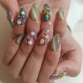 ショート ネイル ･:*+.✳︎˚✧₊ MAKI NAILのネイルデザイン