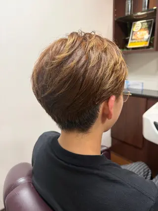 ショート メンズ 糸山 仁のヘアスタイル
