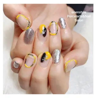 ミディアム ネイル 🐾enen style 🐾のネイルデザイン