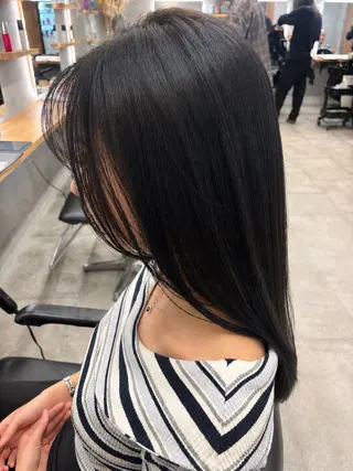 ロング 三田 百花のヘアスタイル