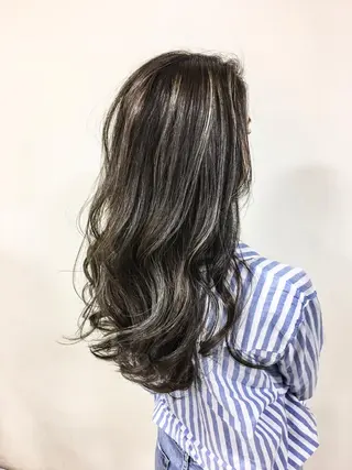 ロング カラー Beach 代表 KENTAのヘアスタイル