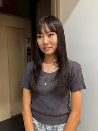 ロング she. noaのヘアスタイル