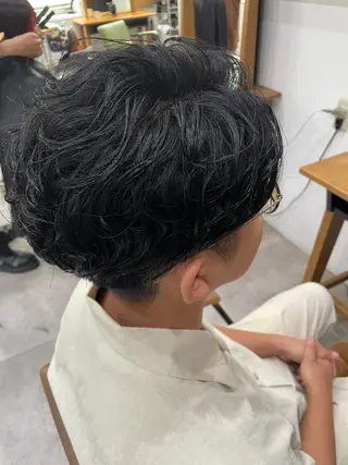 ショート パーマ メンズ レオン澄川 齊藤のヘアスタイル