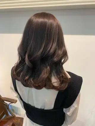 セミロング KAREN🕊️ 大宮美容室のヘアスタイル