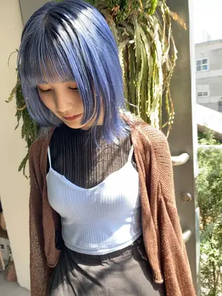 ミディアム カラー qiie リタッチ 黒染め　ワンカラーのヘアスタイル