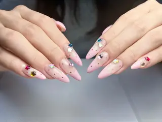 ネイル 心斎橋Mione nail salonのネイルデザイン