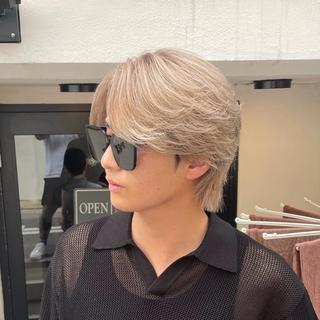 カラー パーマ メンズ 角田 凌のヘアスタイル