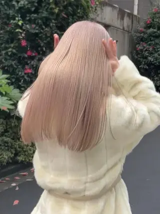ロング カラー ヘアアレンジ 原宿🩵 ブリーチカラー優海のヘアスタイル
