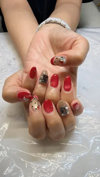 ネイル ✨アン ミユ✨のネイルデザイン