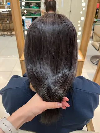セミロング カラー なつな/ 透明感カラーのヘアスタイル