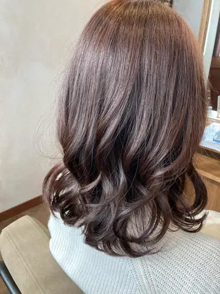 ミディアム IVERA二刀流⚔️ 横野圭⚔️のヘアスタイル