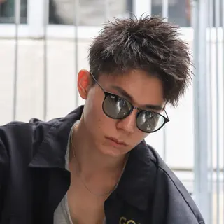ショート カラー パーマ メンズ 木代 ひめりのヘアスタイル