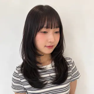 セミロング coto かつみひろこのヘアスタイル