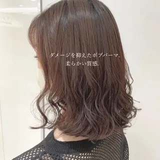 ミディアム パーマ 韓国っぽ水光肌カラー マンツーマン🫧なおのヘアスタイル